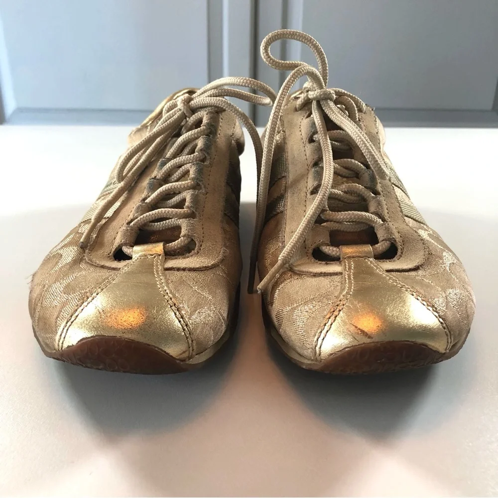 Coach Katelyn Gold, Y2K Vintage, Printed Logo Low Top Sneakers, Women’s 7, 2000s